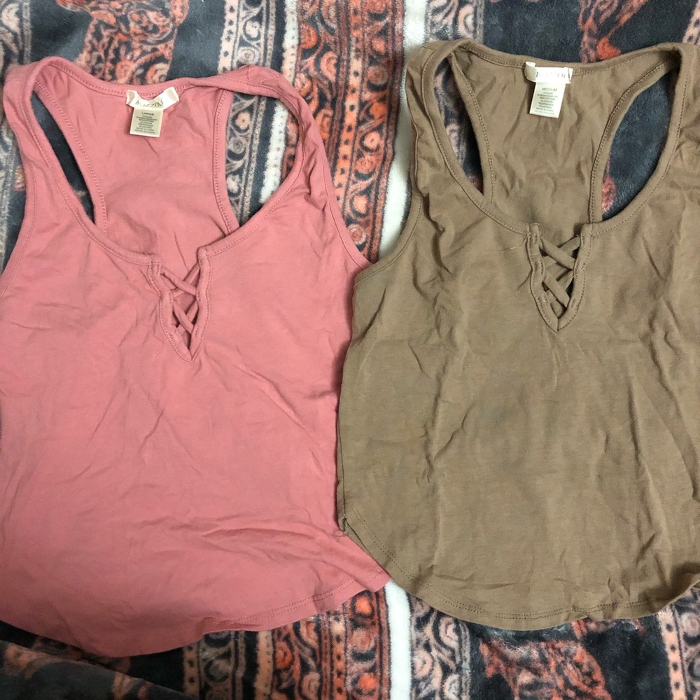 ❗️SOLD❗️Bozzolo racer back tanks